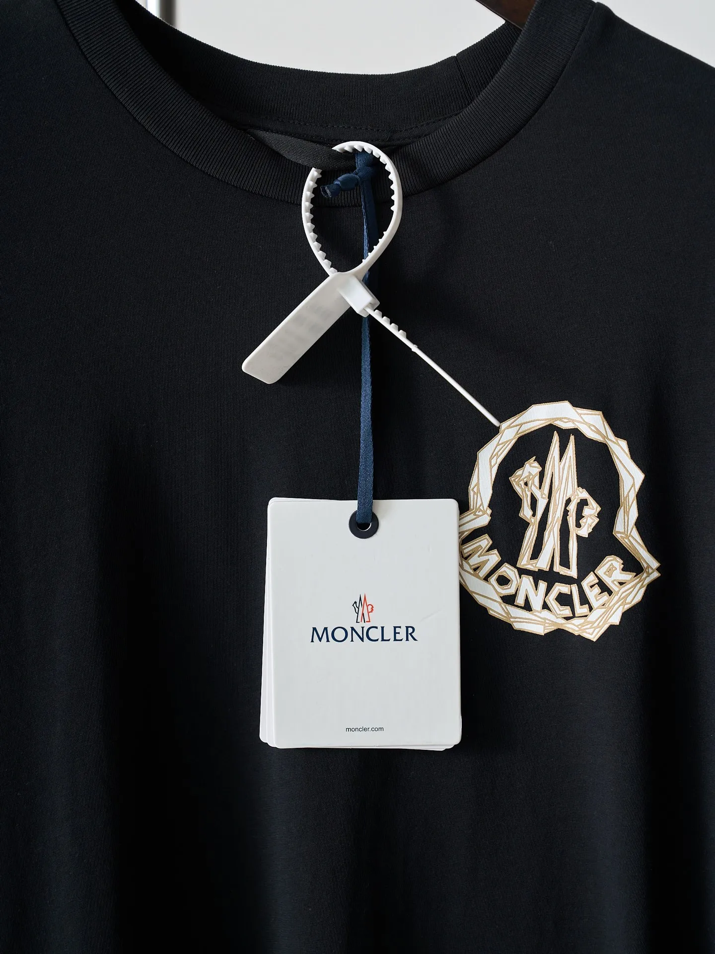 MONCLER/ T 【In Stock】S M L XL Authentic 4581 ，100% 180 ，1*1 260 ， ， ， 1：1 ， 1：1